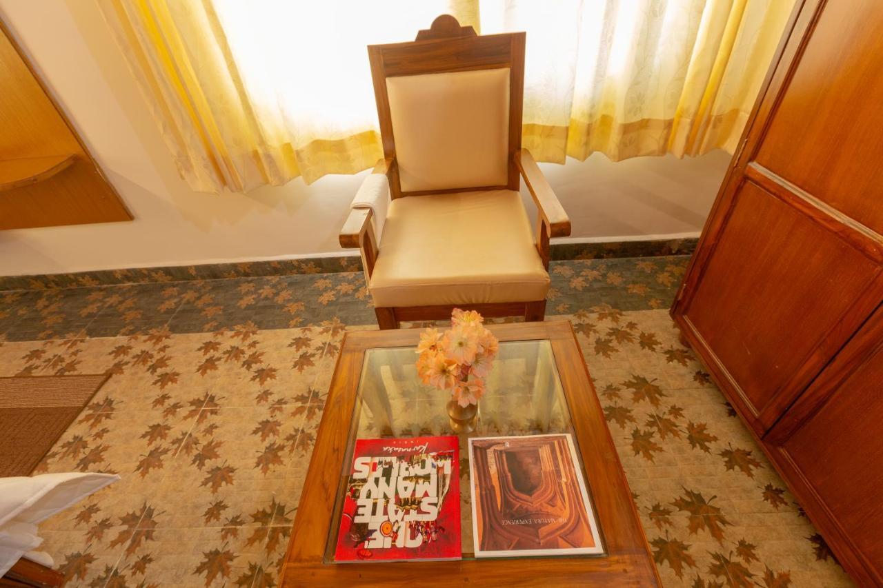 Kstdc Hotel Mayura Gerusoppa, Jogfalls Māvingundi Extérieur photo